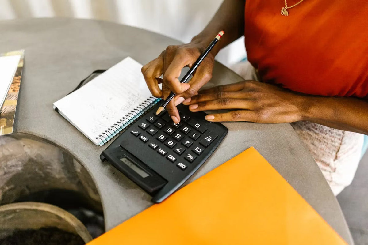 How to Stop Living Paycheck to Paycheck